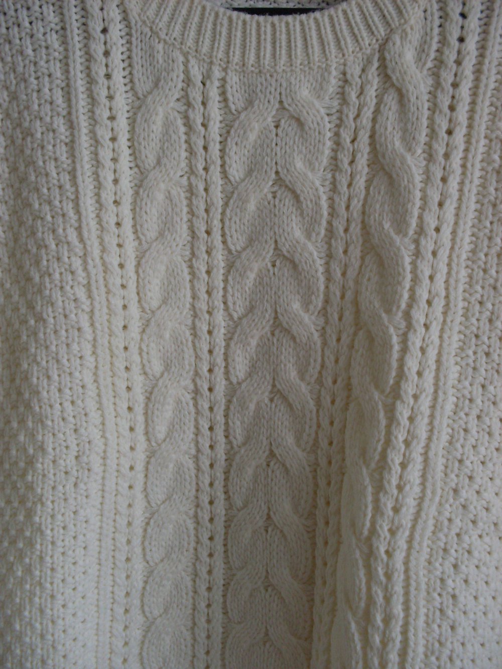 leichter Strickpulli