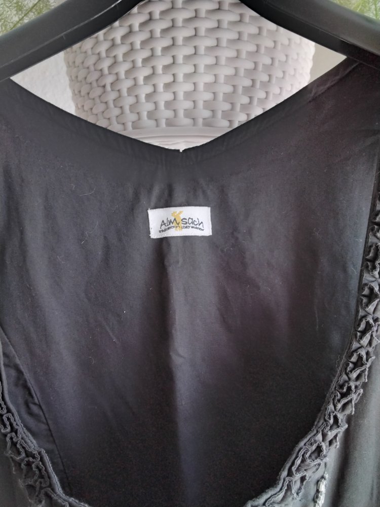 Dirdl neu schwarz von Almsach