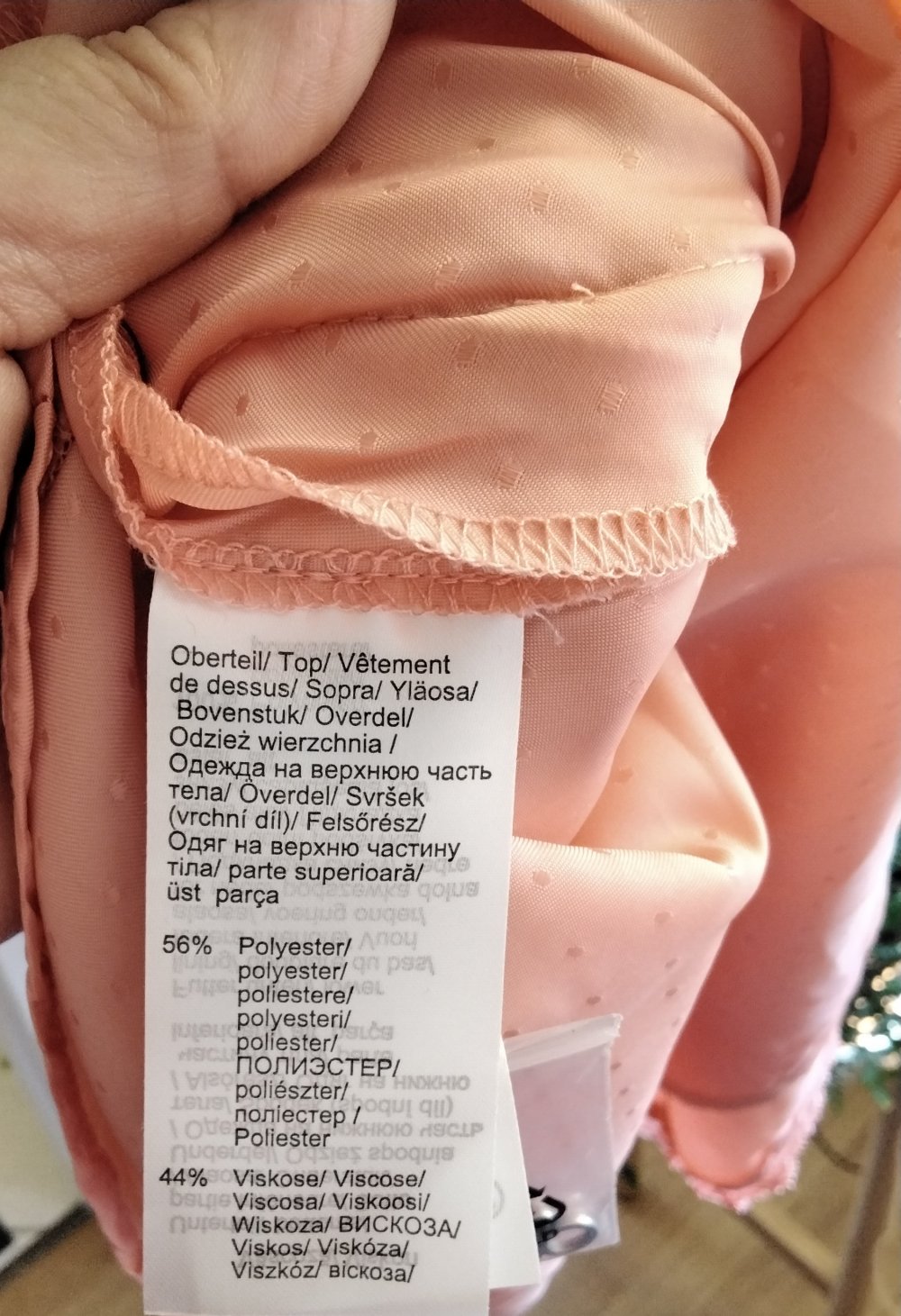 Dirndl neu Apricofarbed Gr. 52