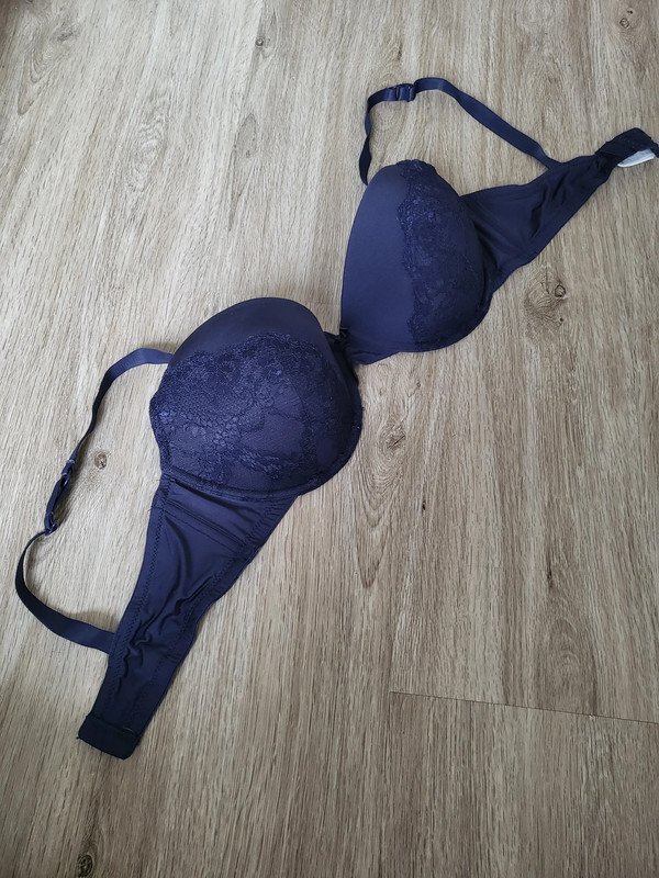 Dunkelblauer BH von C&A Gr. 85C