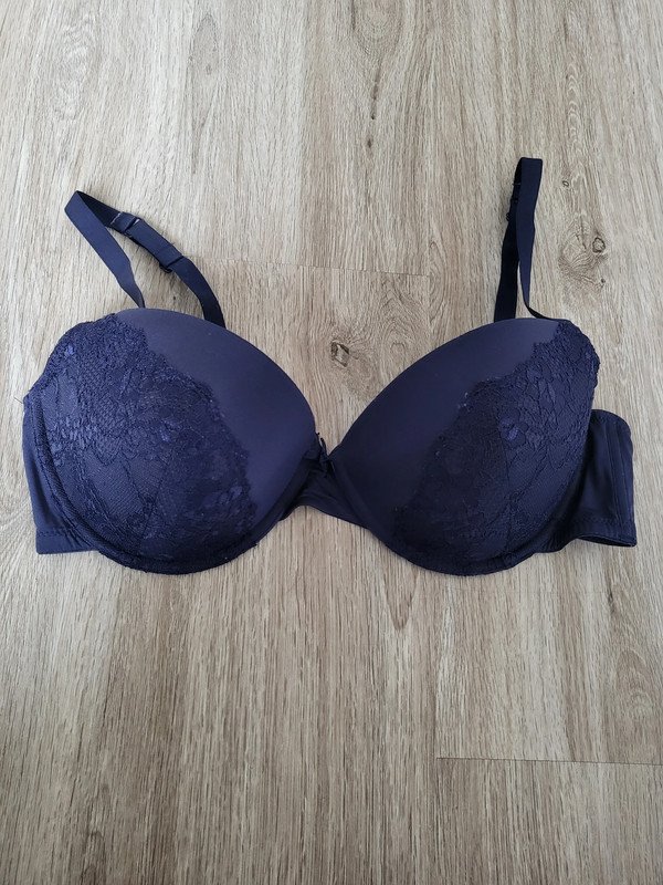 Dunkelblauer BH von C&A Gr. 85C