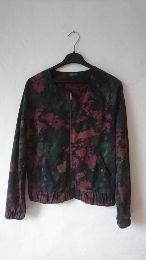 Geblümte Jacke mit Zipper und seitlichen Taschen