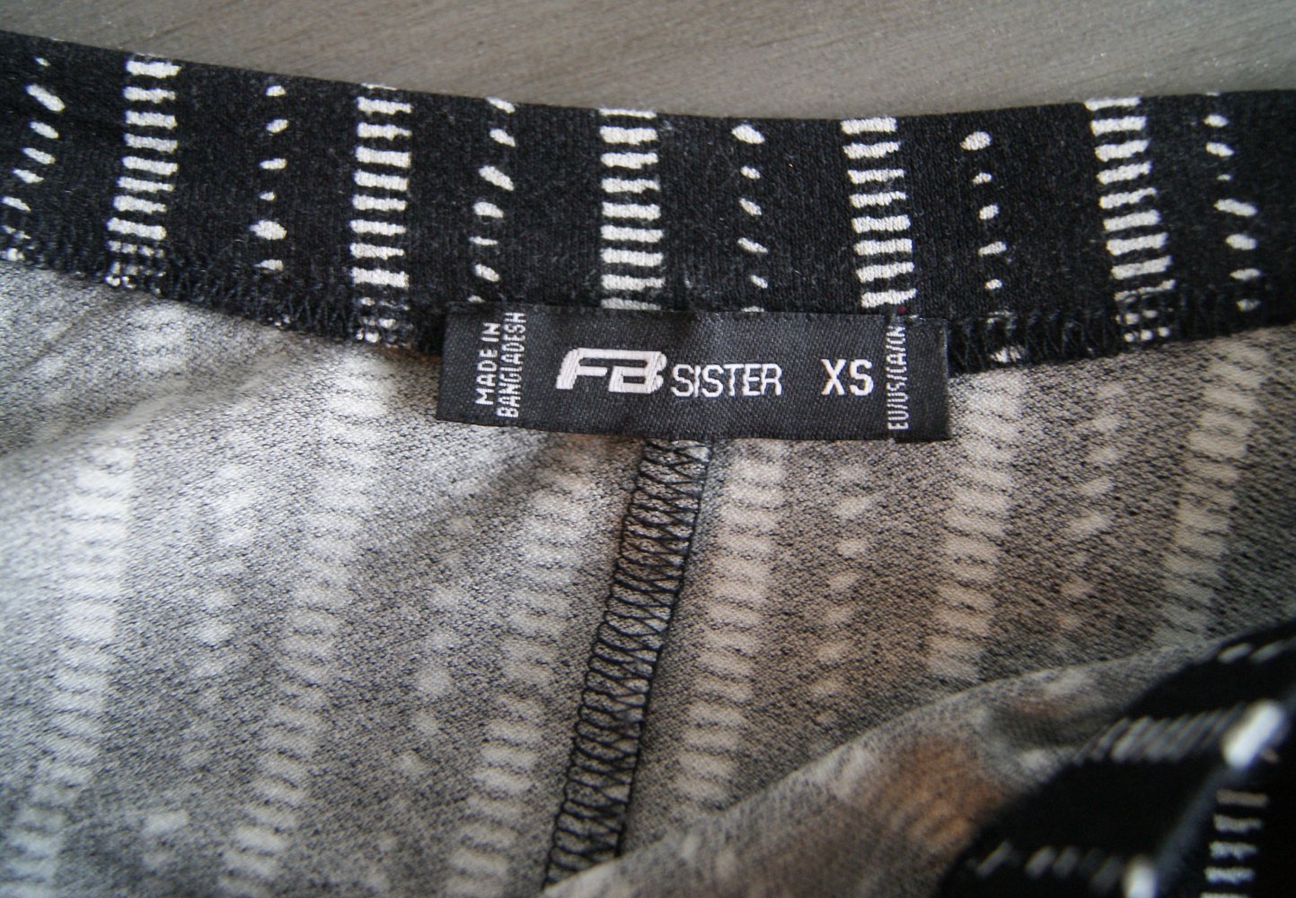 Wickelrock schwarz-weiss XS-S Streifen / Stripes