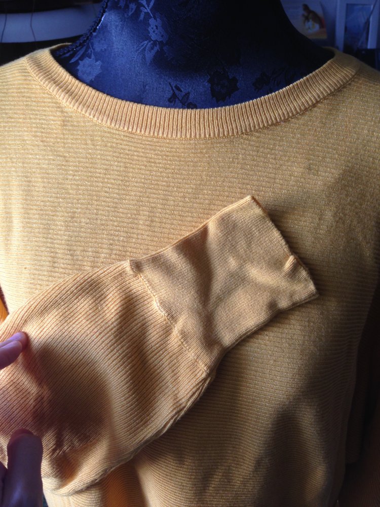 Leichter Sommer Pulli 