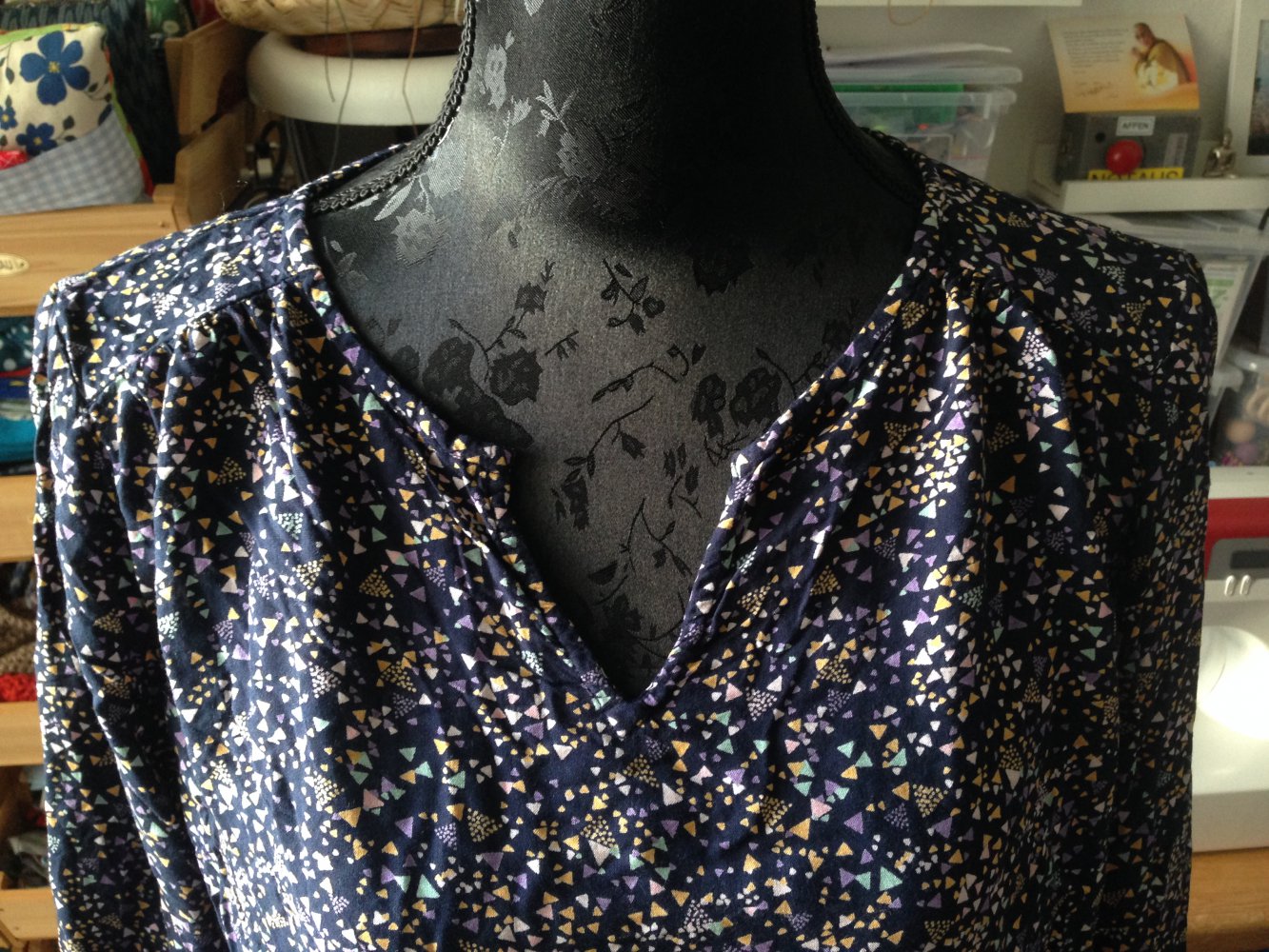 Bluse mit grafischen Muster