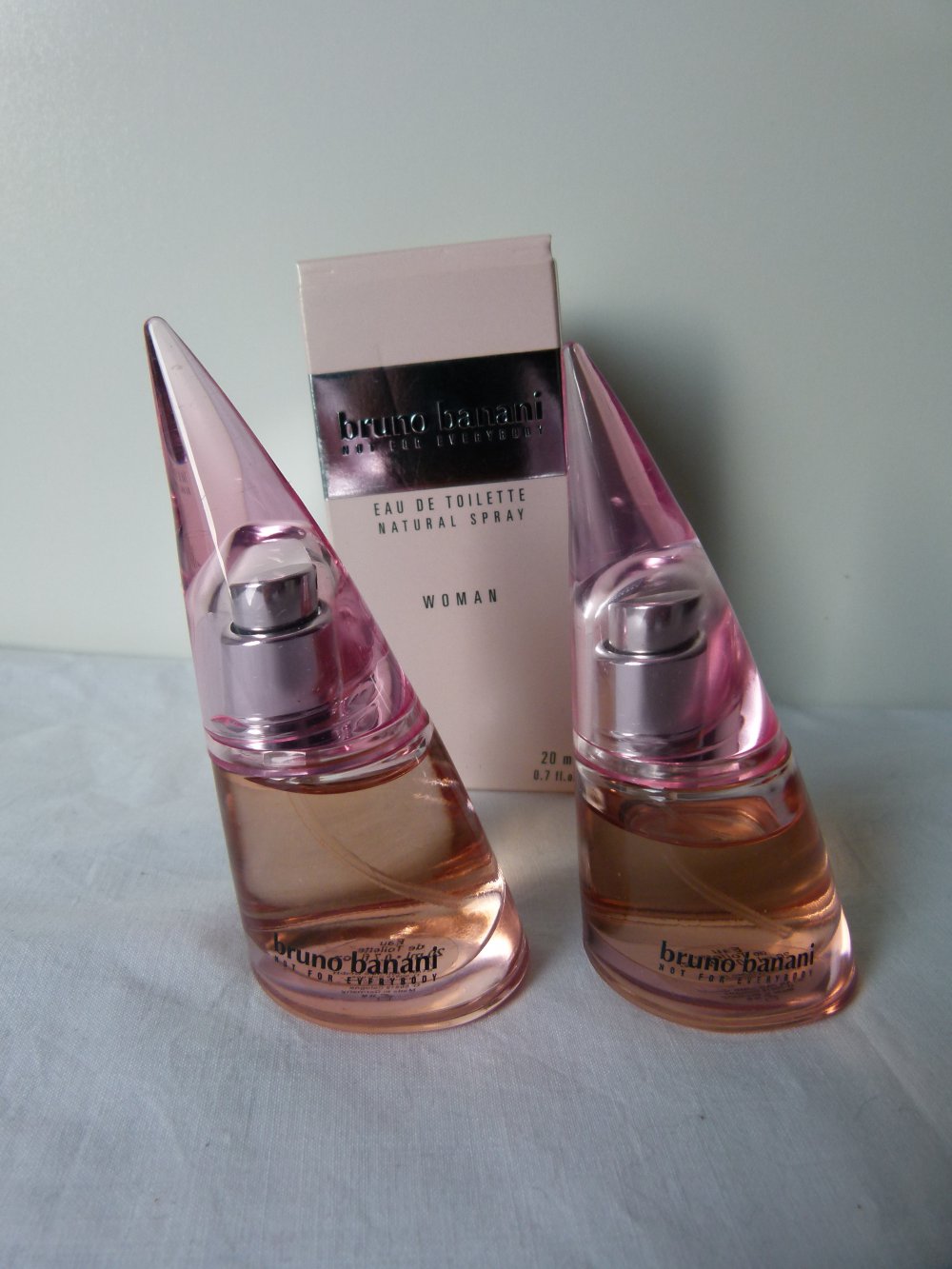 Bruno Banani Woman Eau de Toilette, 2er Set, Zerstäuber, einer NEU/ovp, der andere wenig benutzt , Duft/Parfum