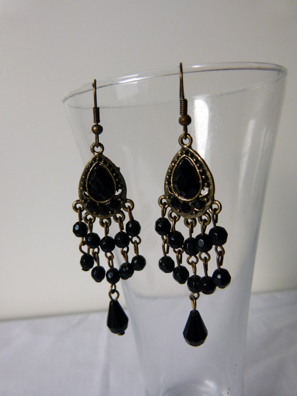 Boho Ohrringe, altgoldfarben mit schwarzen Perlen, Modeschmuck, Mori Hippie Folklore Goa Gypsy Festival Ethno