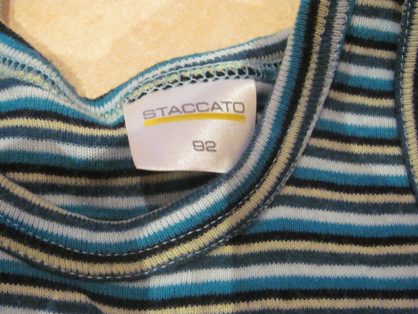 2 Unterhemden Staccato Größe 92