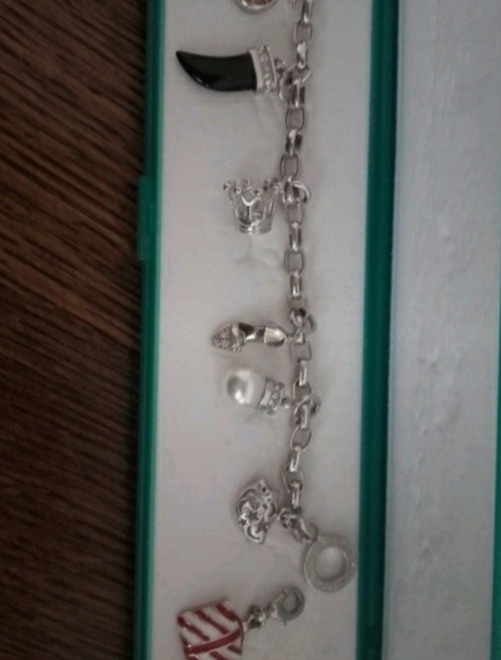 Charm, Anhänger, Rot weißes Geschenk