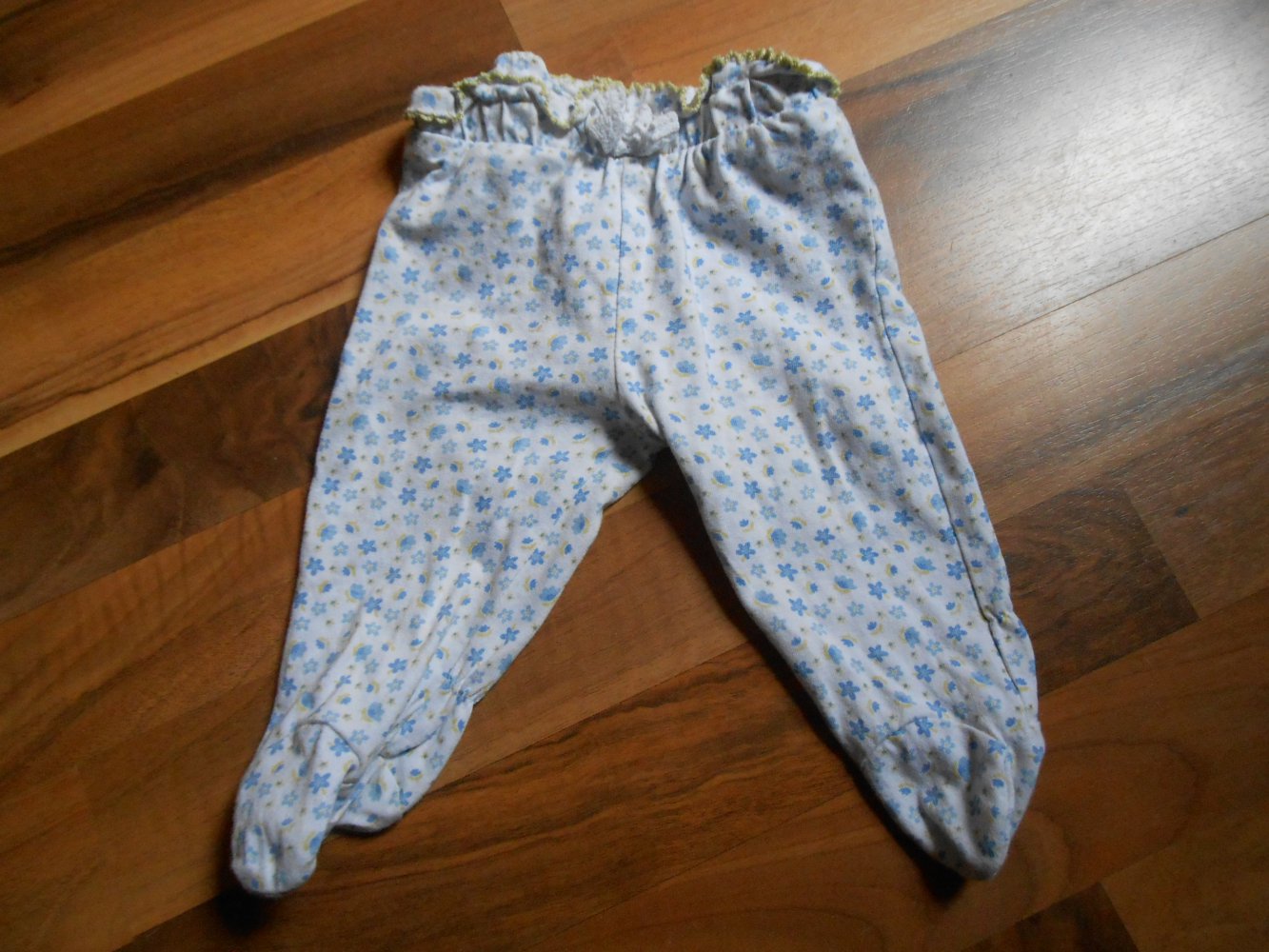 Hose mit Fuß 56 weiß blau ergee