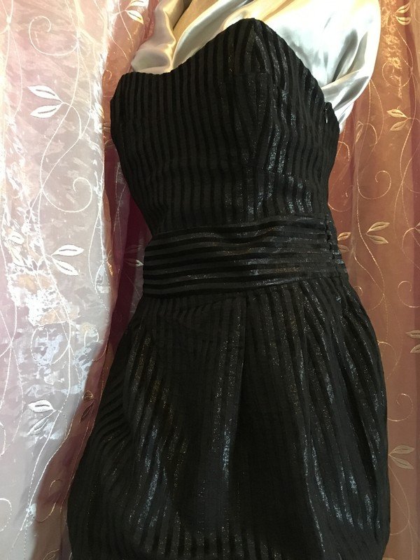  Trägerlos Abiballkleid / Partykleid in schwarz