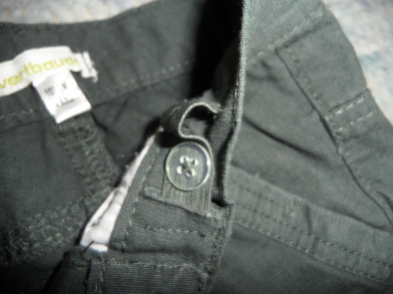 Vertbaudet tolle feste Sommerhose 98/104 NEU