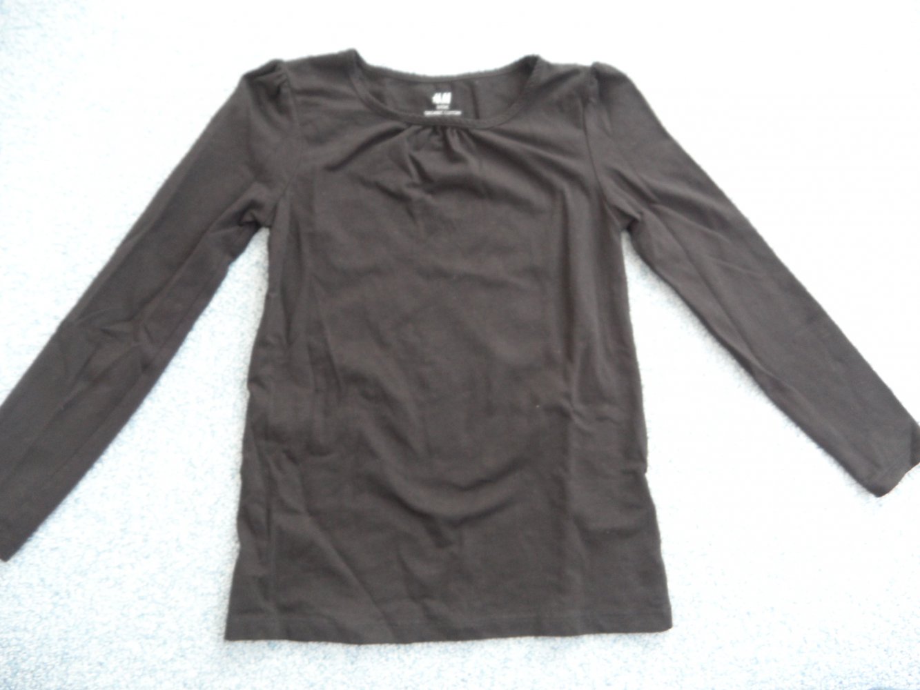 H&M basic organic Langarmshirt schwarz 122/128
