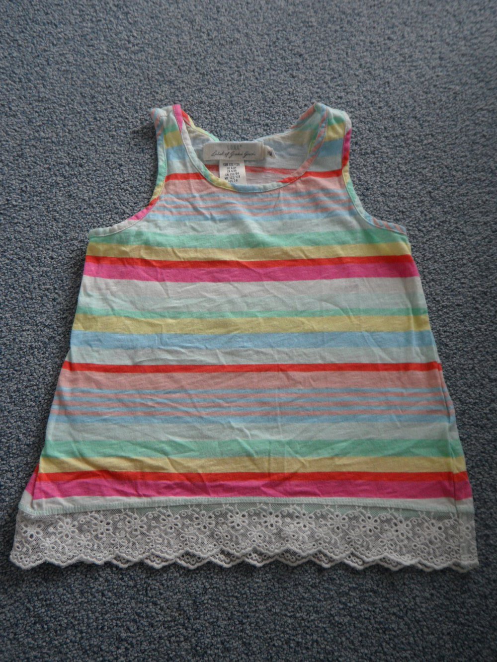 H&M 122/128 süßes Top mit Spitze neu