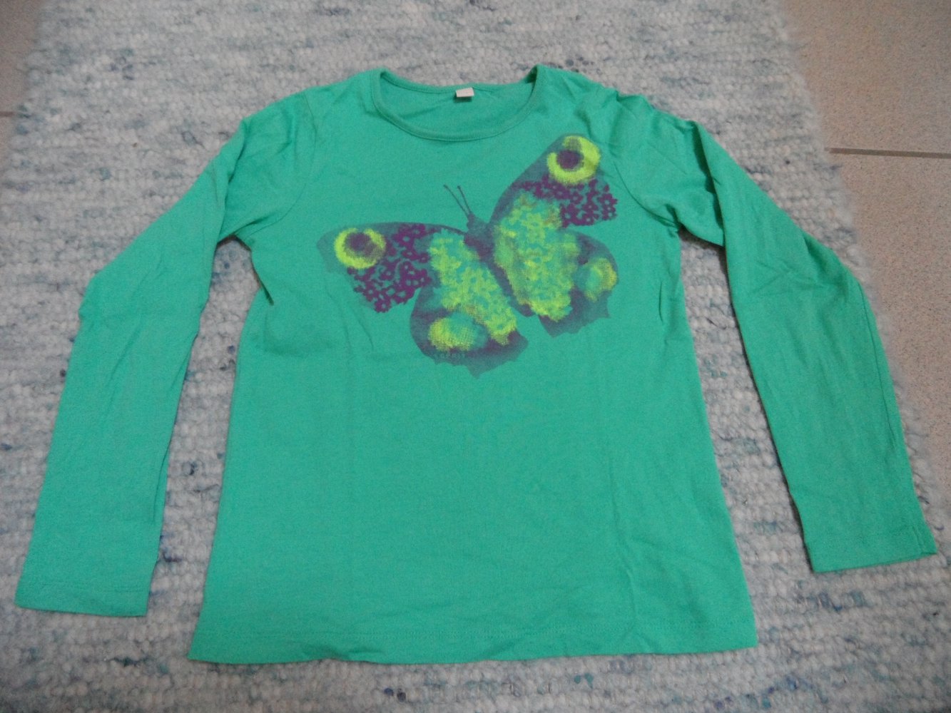 Esprit 128/134 Langarmshirt Schmetterling