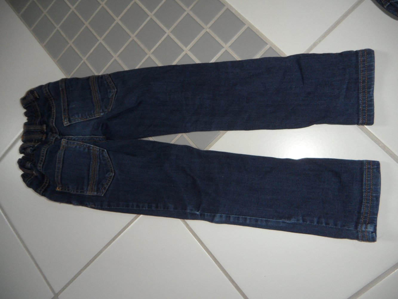 Vertbaudet Jeans 110/116 mit Mangel