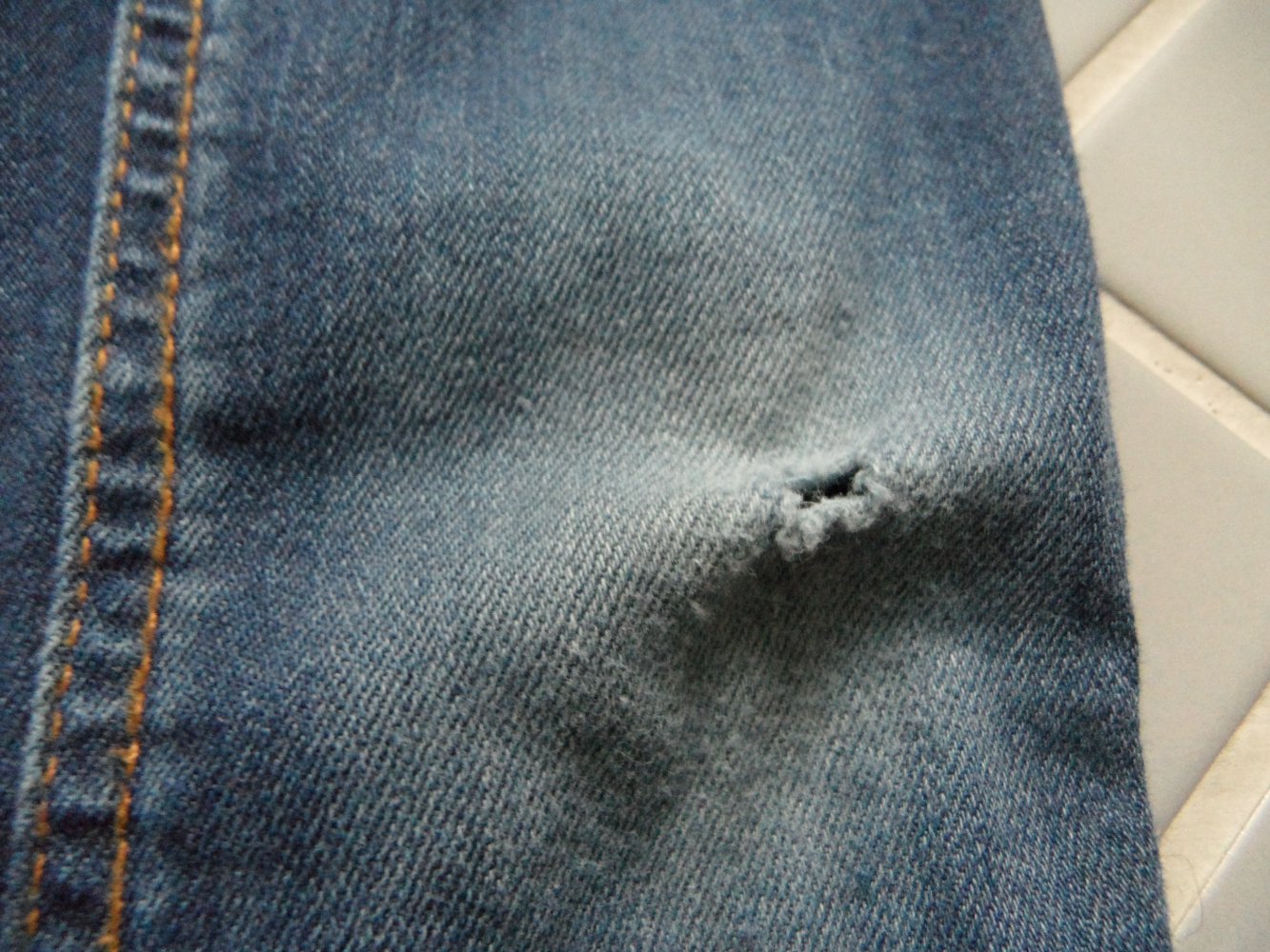 Vertbaudet Jeans 110/116 mit Mangel