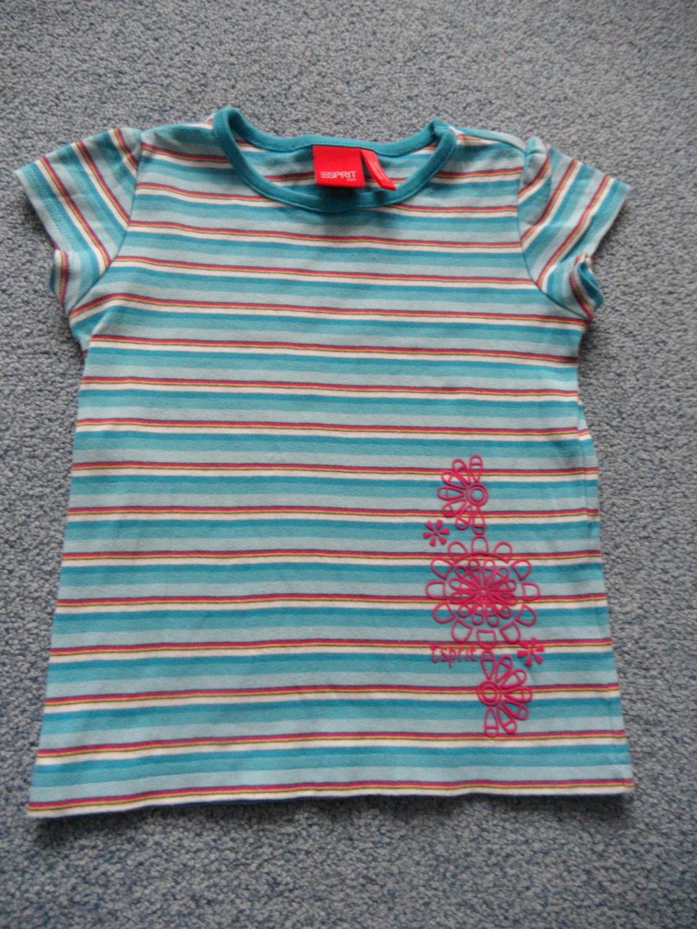 Esprit 104/110 schönes T-Shirt
