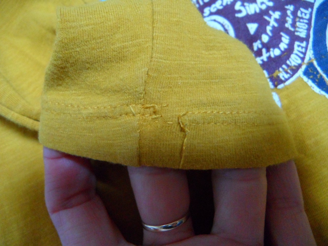 name it Langarmshirt senfgelb Auto Oldtimer 104