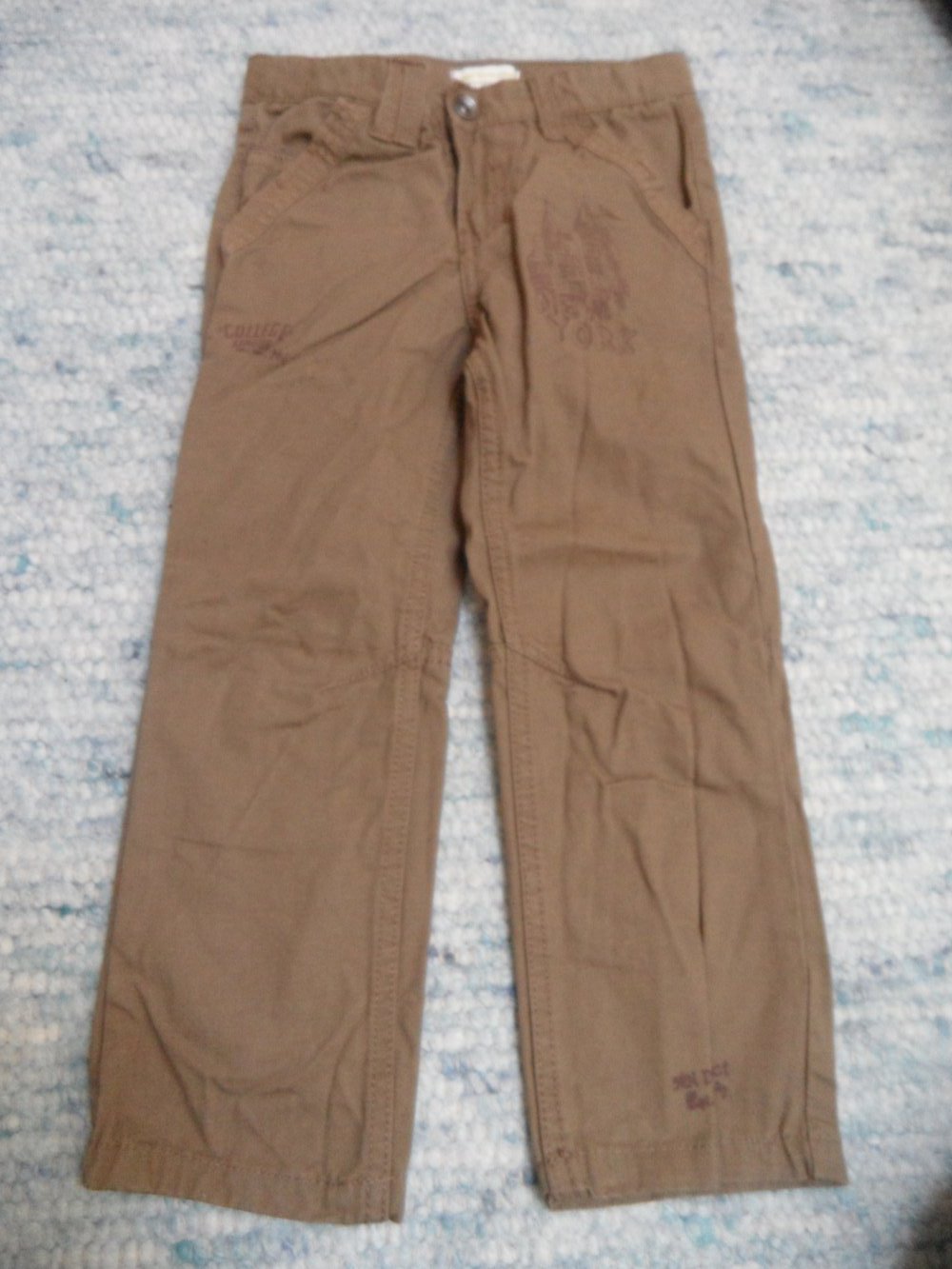 Vertbaudet tolle feste Stoffhose NEU 98/104