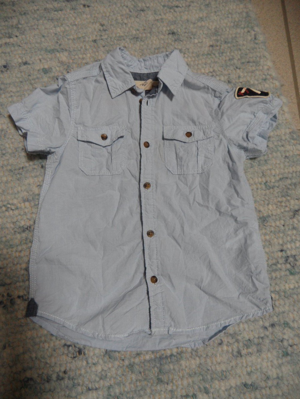 H&M Hemd kurzarm Nadelstreifen 104