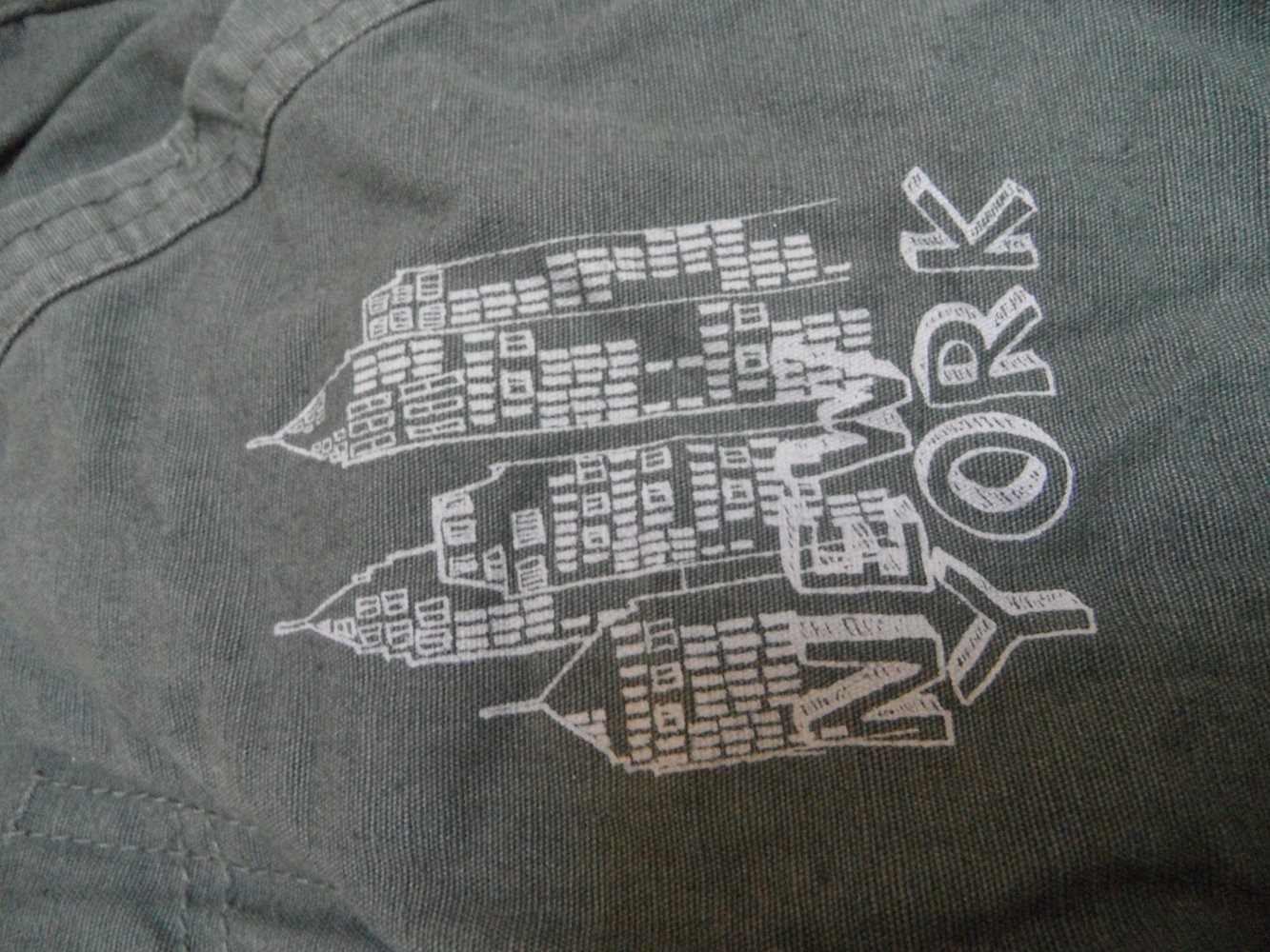 Vertbaudet tolle feste Sommerhose 98/104 NEU