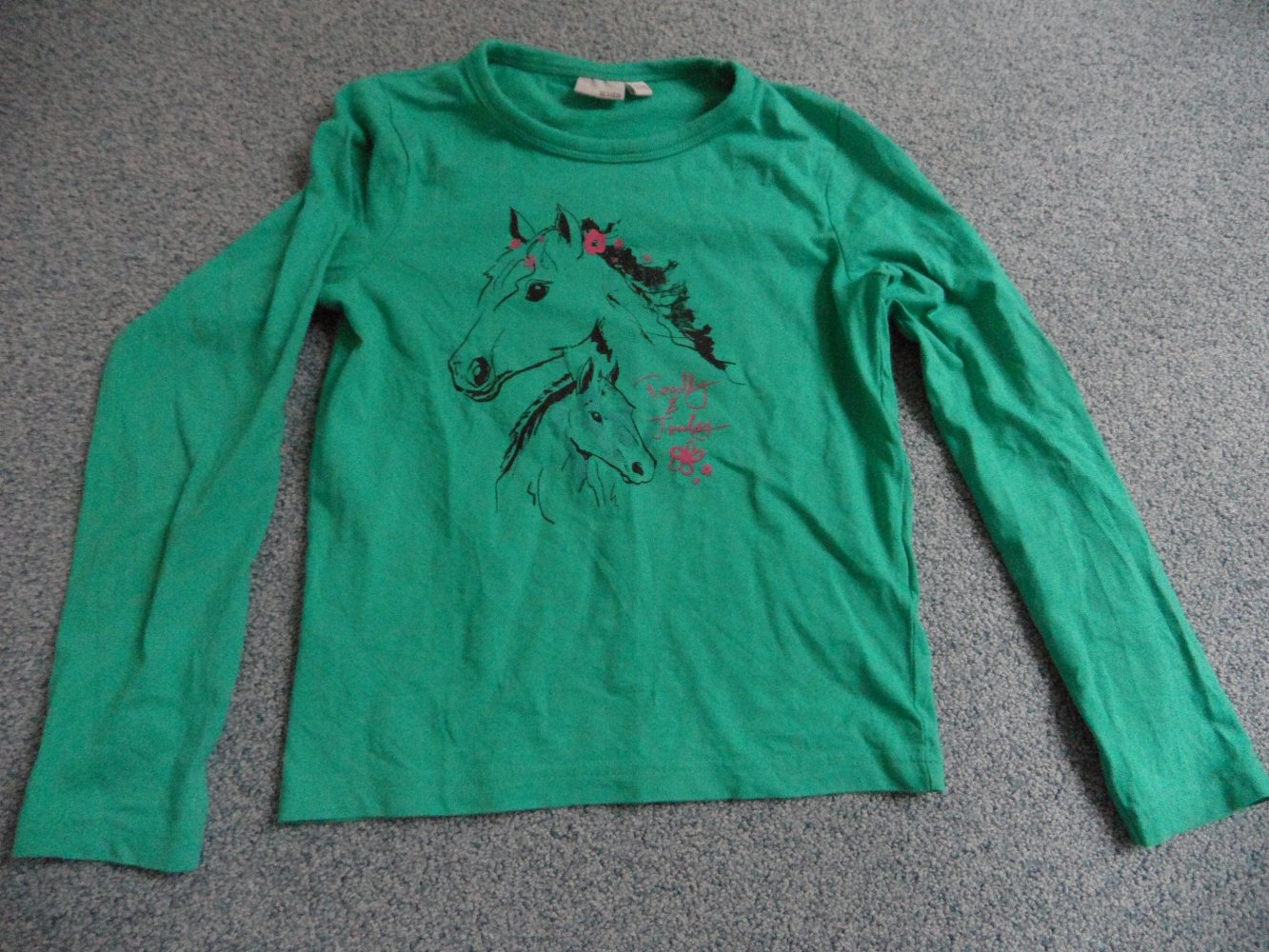 blue seven tolles Langarmshirt 128 Pferde 