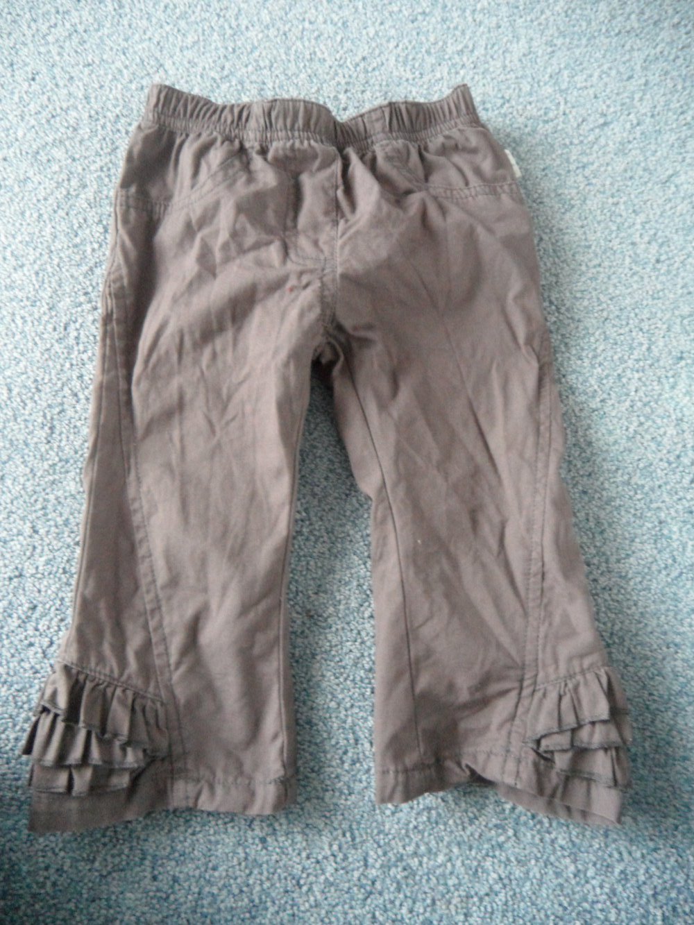 tolle dünne Hose ausgefallen Rüschen