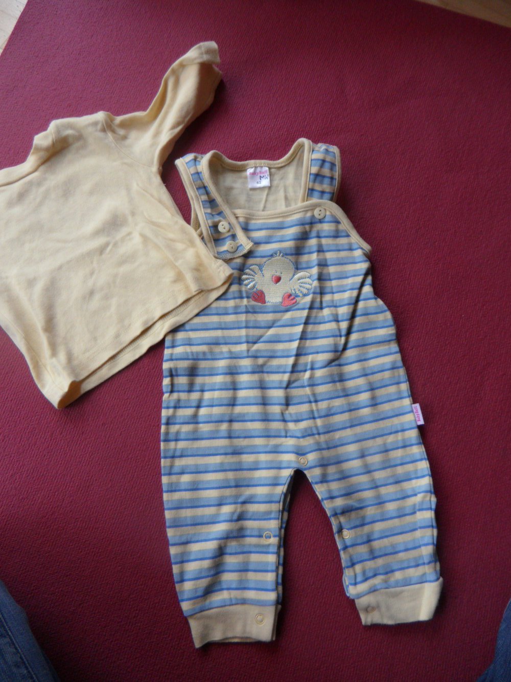 süßer Strampler mit Pulli Baumwolle für den Sommer mit Küken