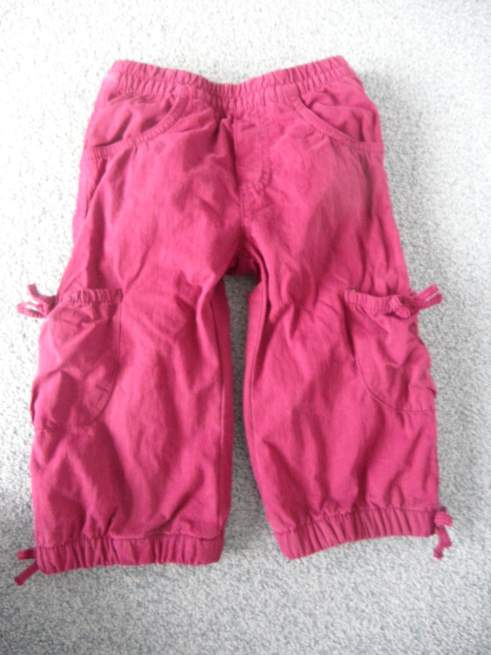 Hema süße beerenfarbene Übergangs-Hose gefüttert
