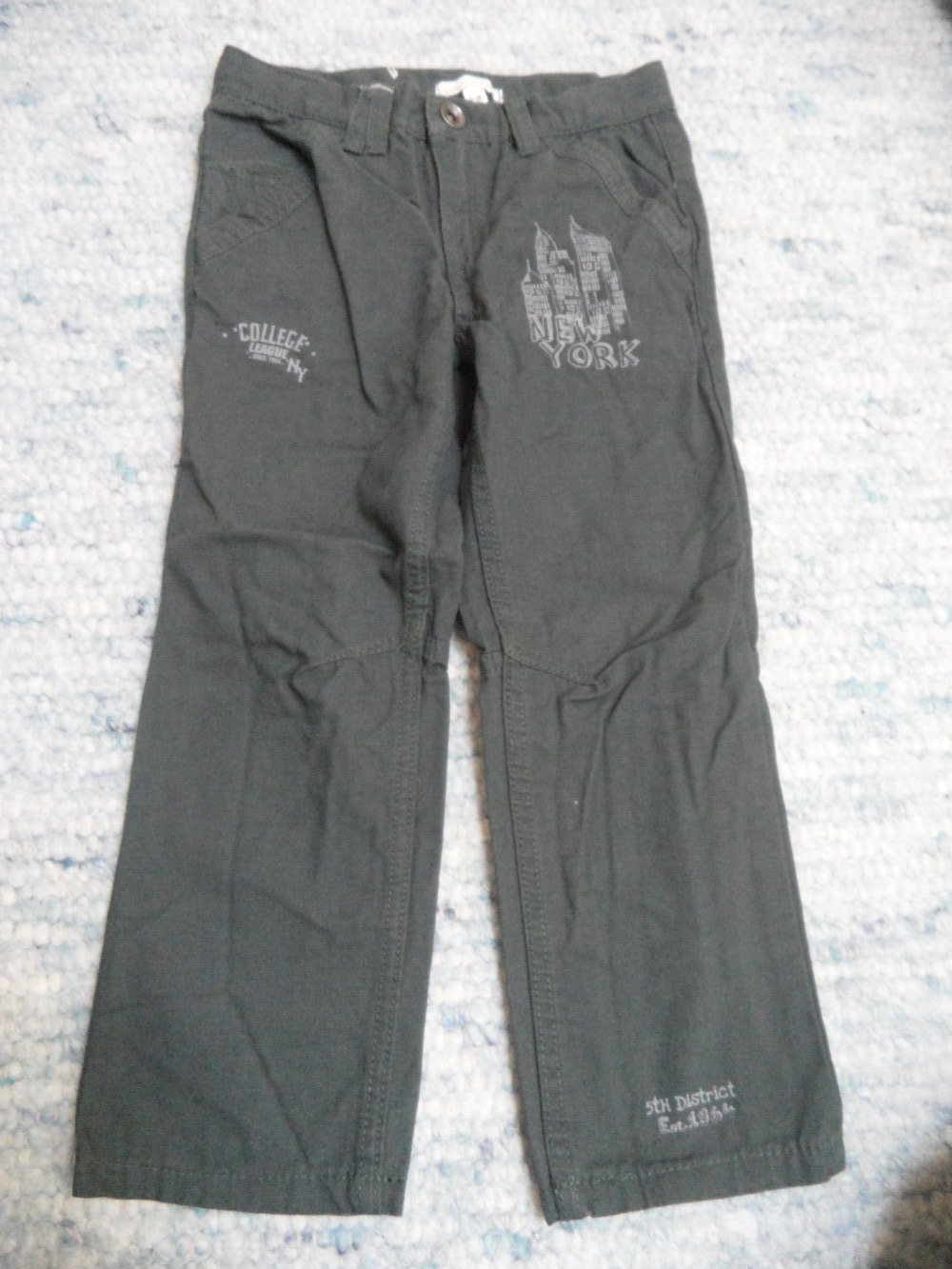 Vertbaudet tolle feste Sommerhose 98/104 NEU