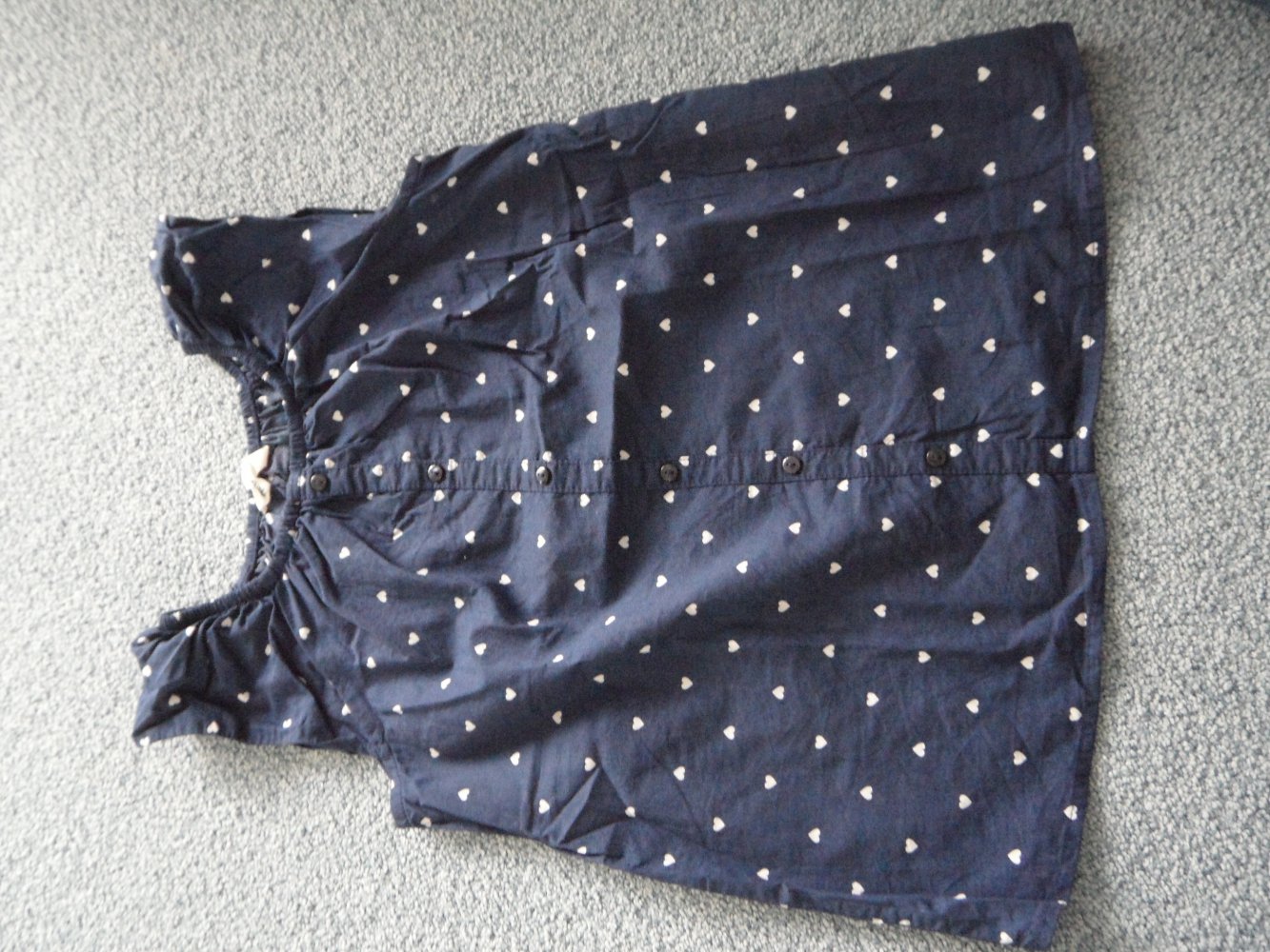 H&M süße leichte luftige Bluse mit Herzchen 128