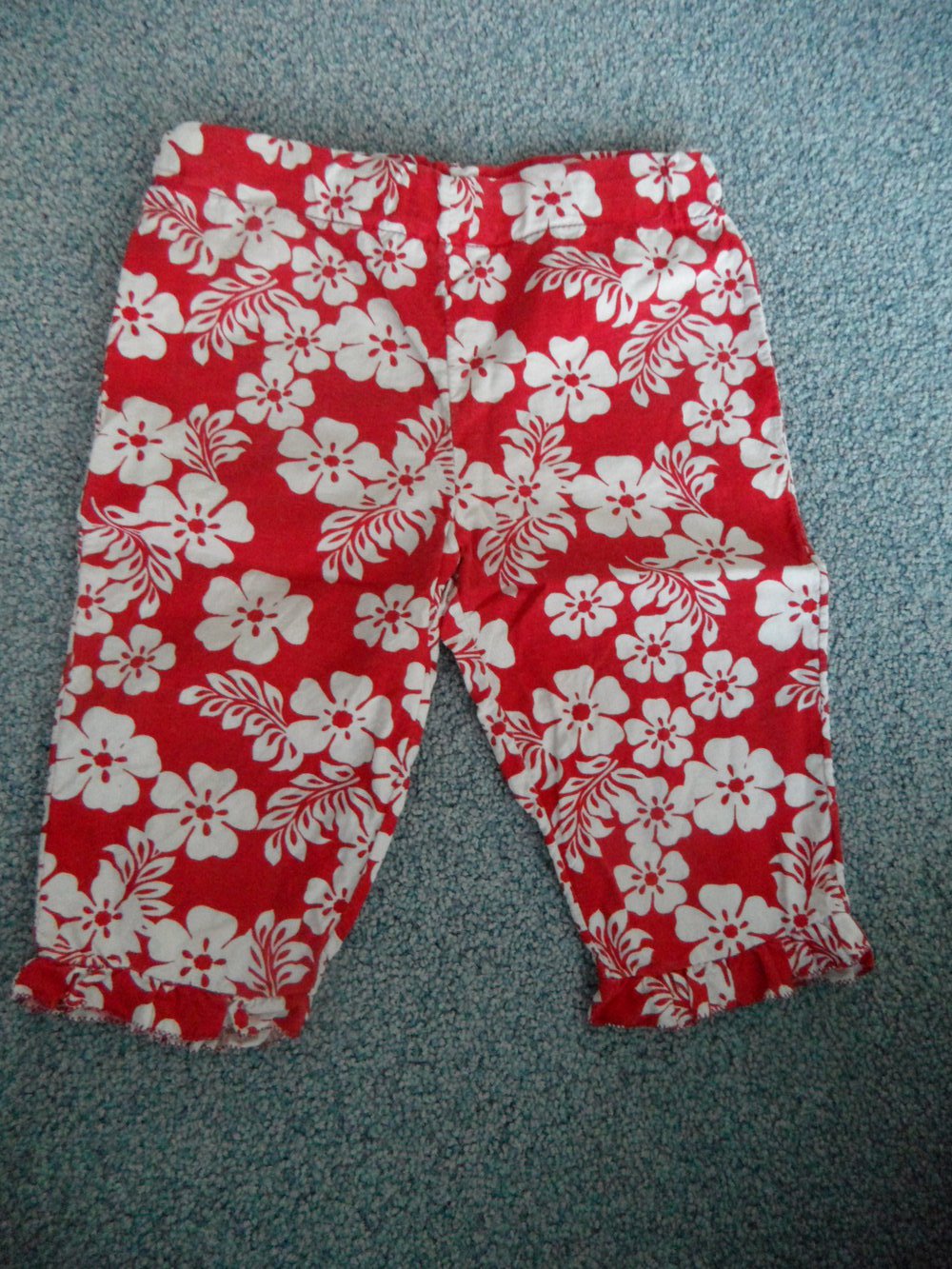 DIY dünne Sommerhose Rüschen Blumenstoff