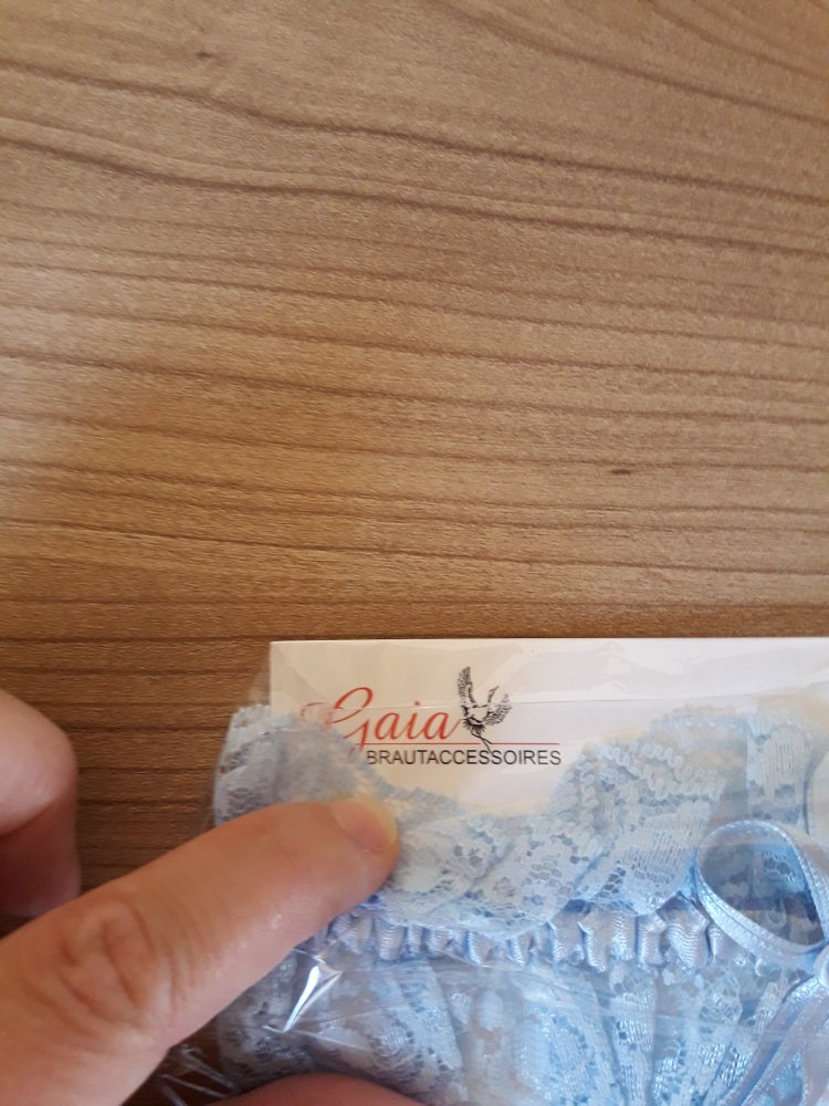 NEU - hellblauen Spitzen Strumpfband von Gaia Brautaccessoires 