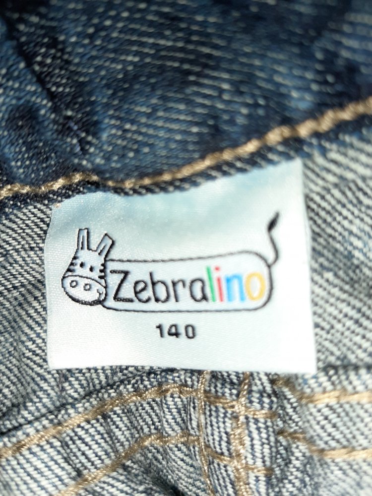 Jeanshose Gr.140 eher 134