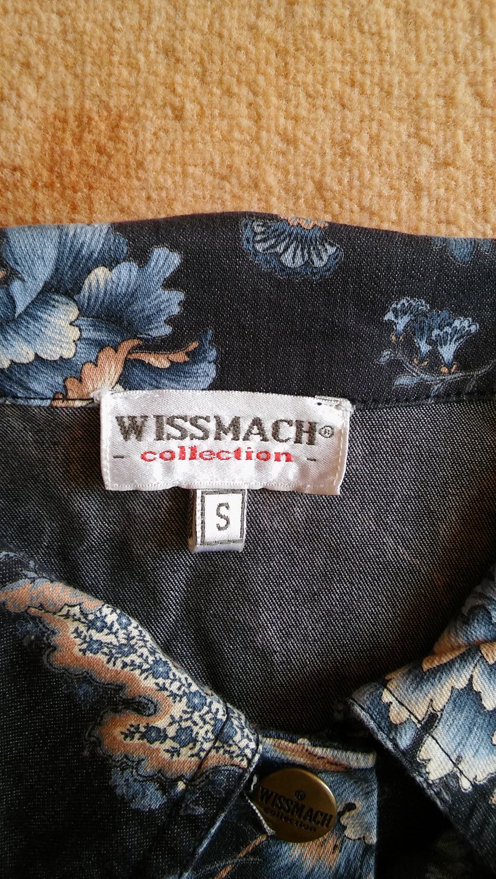 schöne Jeansjacke mit Blumenmotiv Gr. S