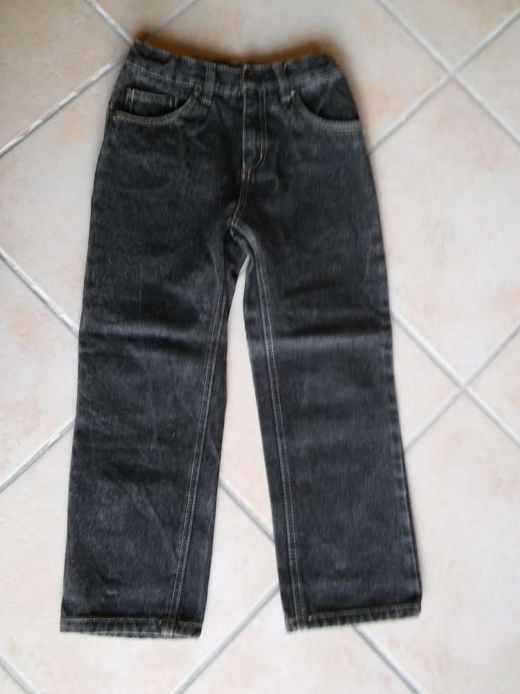 Jeans dunkel Gr. 122
