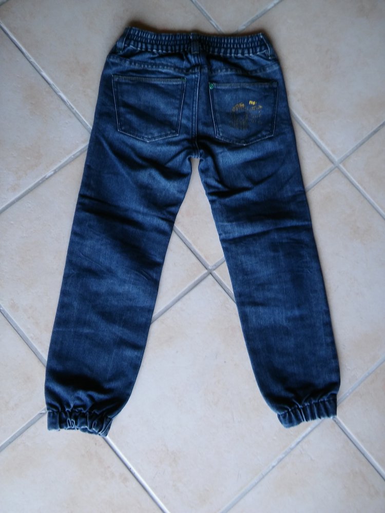 Jeans Gr. 122