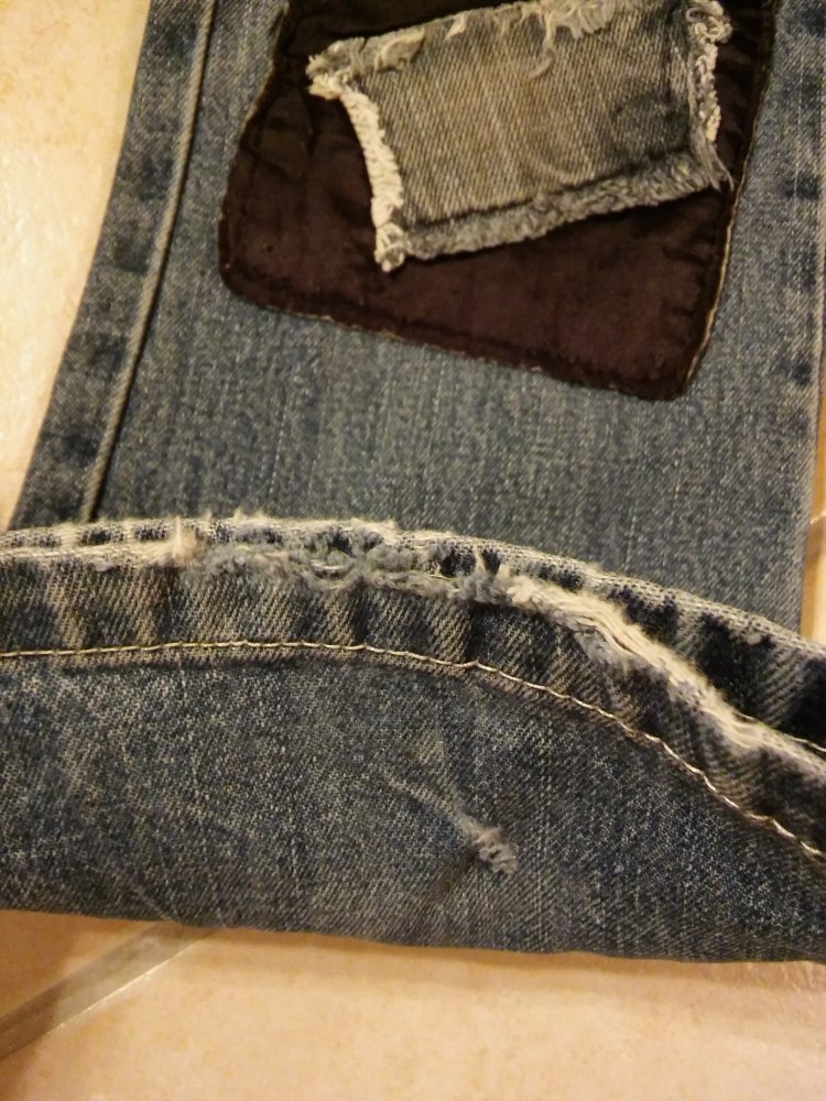 Jeans mit Flicken Gr. 122