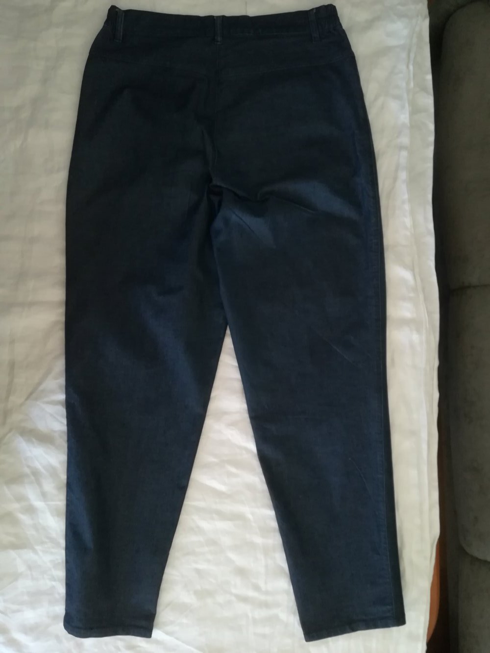 Tolle leichte Jeanshose Gr. 42 (normal /regular) von Avitano 