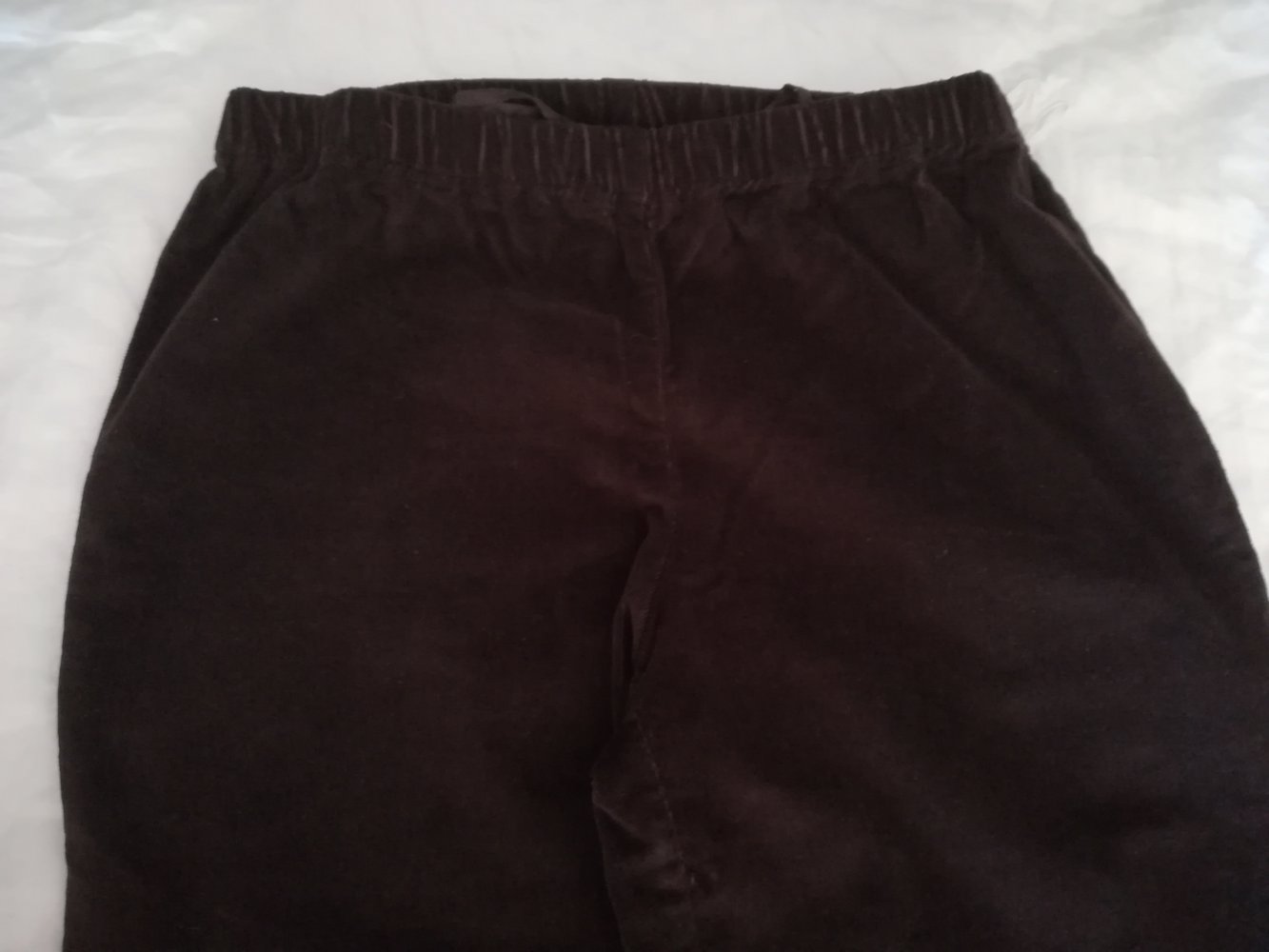 Tolle braune Feincordhose Gr. 42 