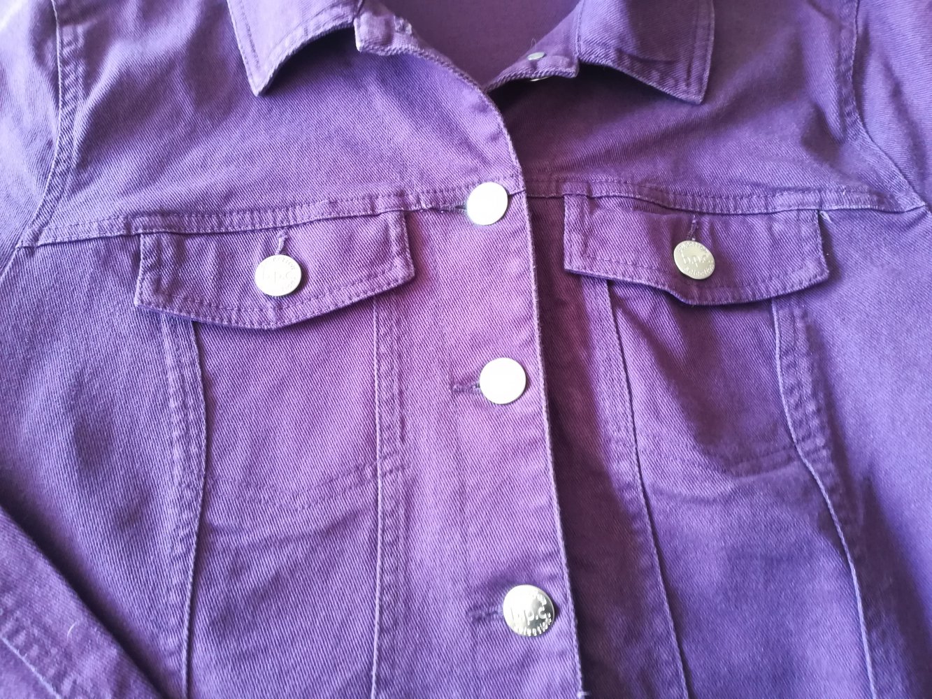 Tolle Auberginefarbene Jacke von bpc Gr. 44