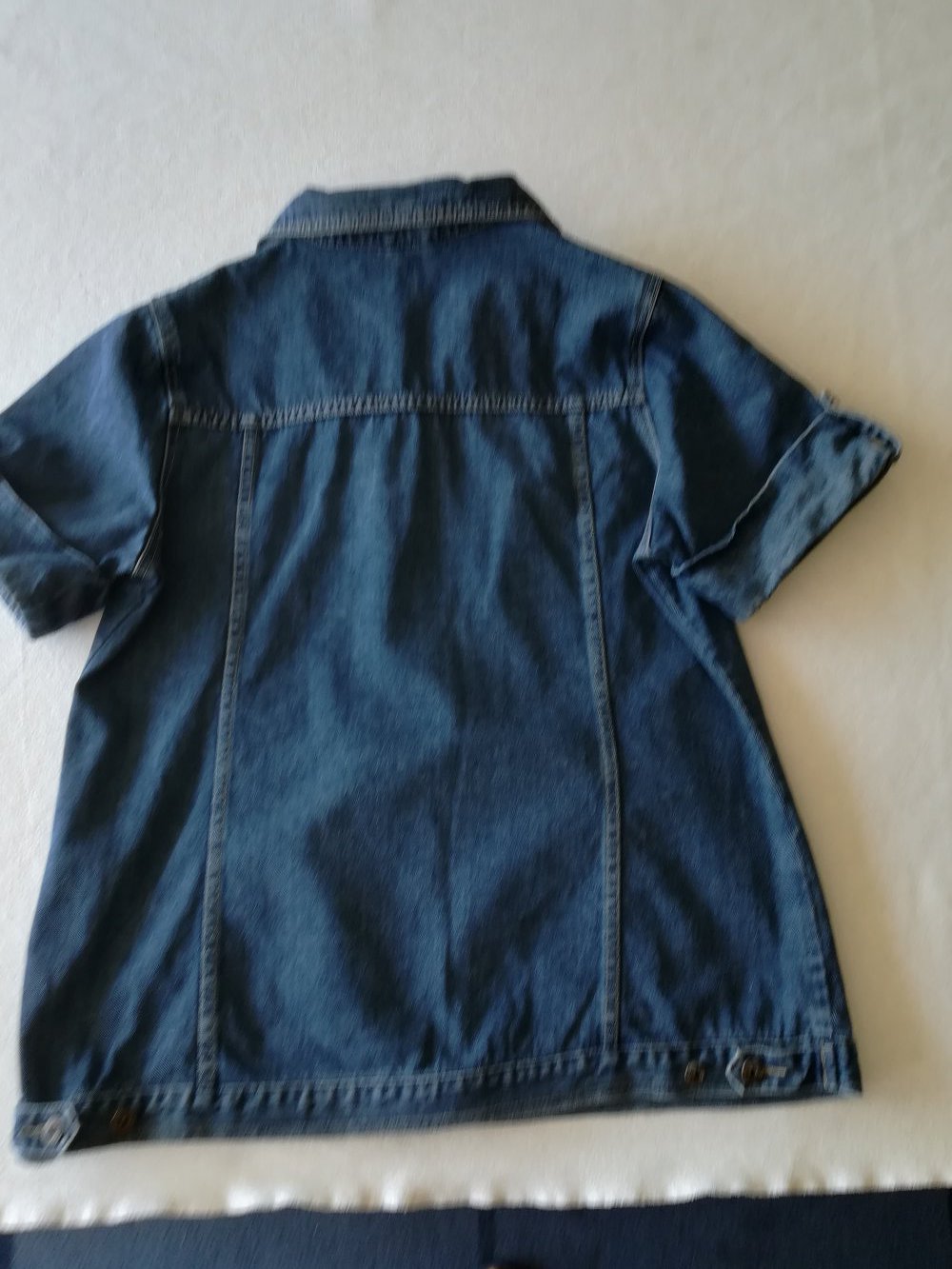 Tolle Jeansjacke mit kurzen Ärmeln Gr. 46 