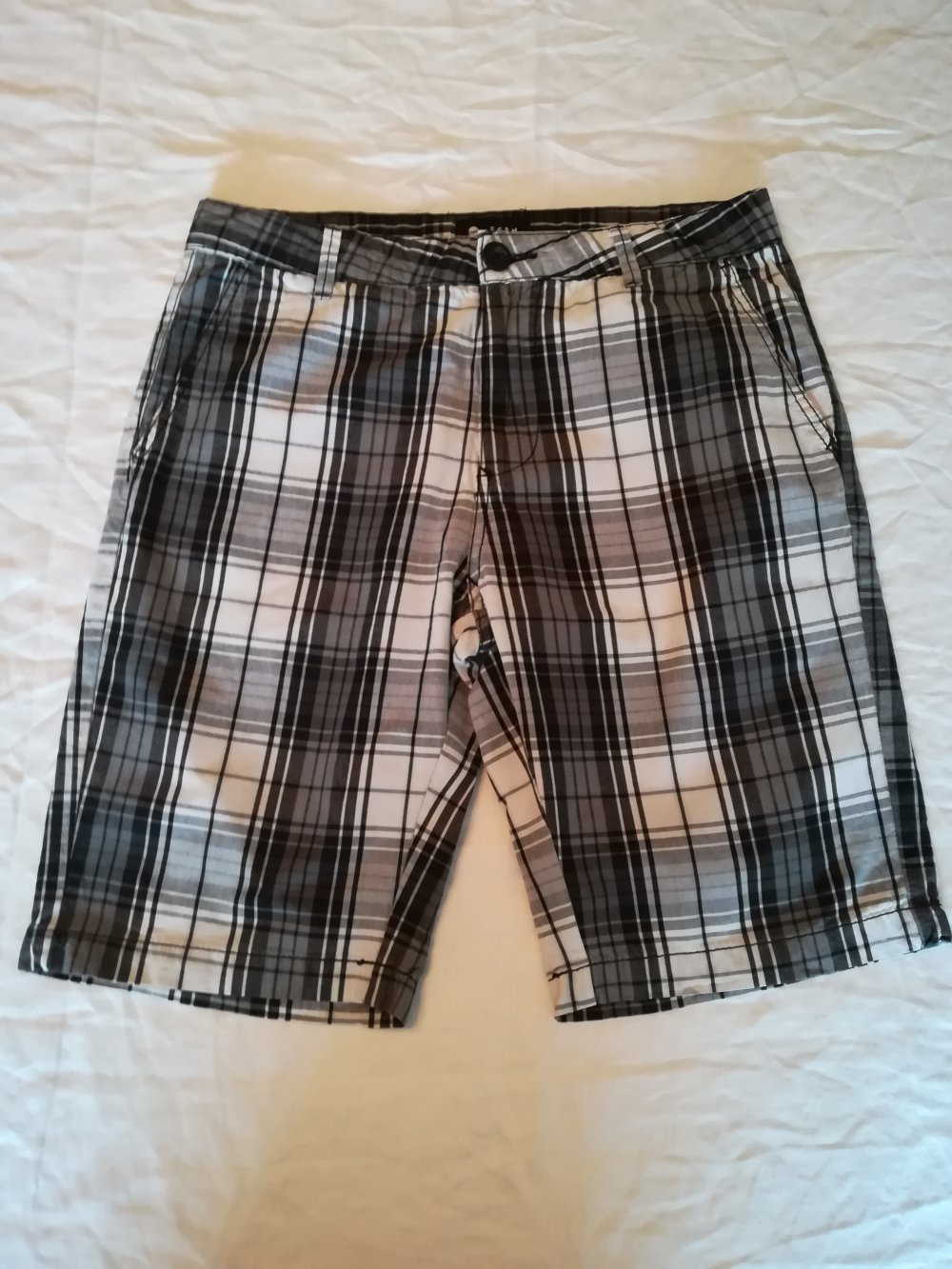 Schöne Karoshorts von FSBN Gr. 146 /152 