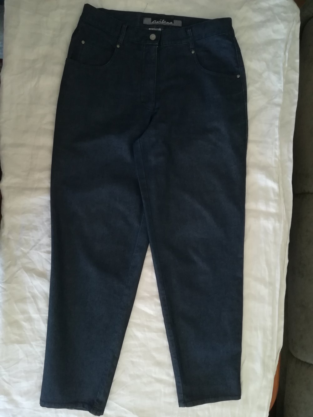 Tolle leichte Jeanshose Gr. 42 (normal /regular) von Avitano 