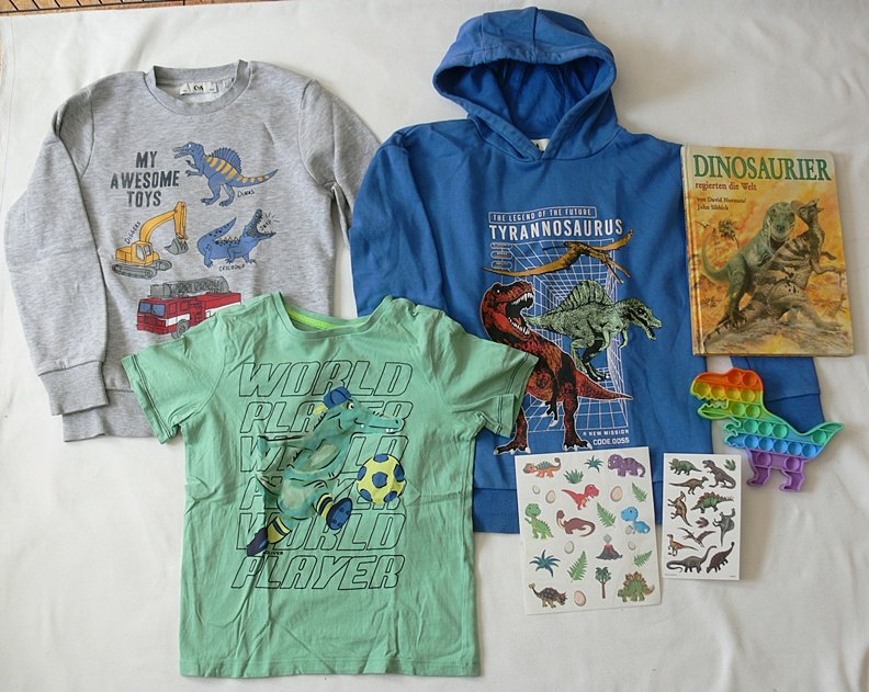 Dinosaurier - 2 Pullover, T-Shirt, Buch, Tattoos, Plopper - 134