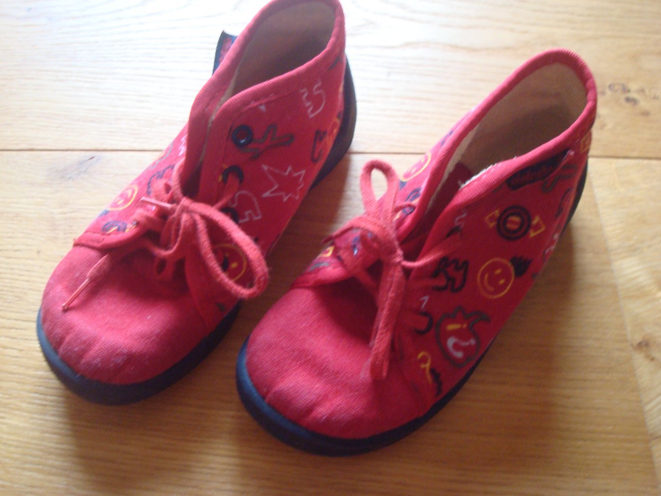 schöne Hausschuhe, Pantoffel von Elefanten