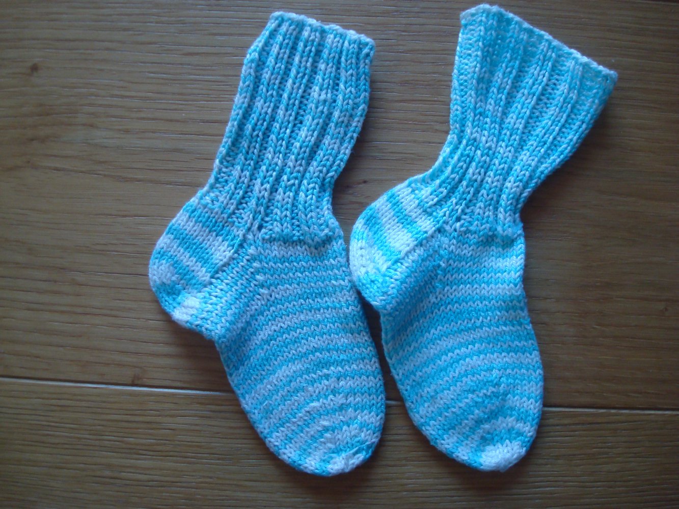 gestricke Socken handmade