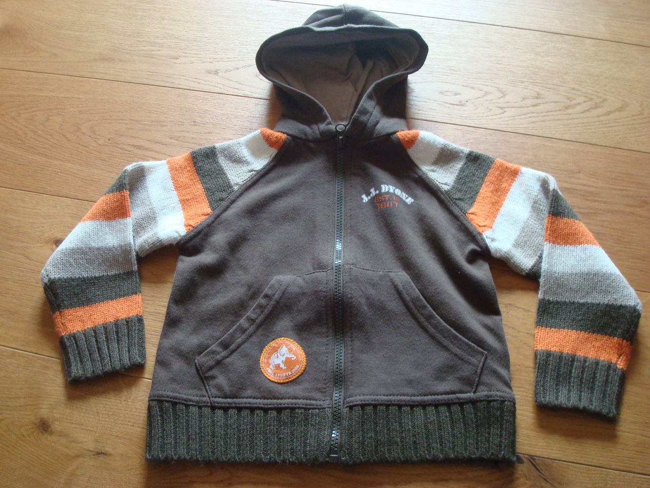 Strickjacke mit Kapuze