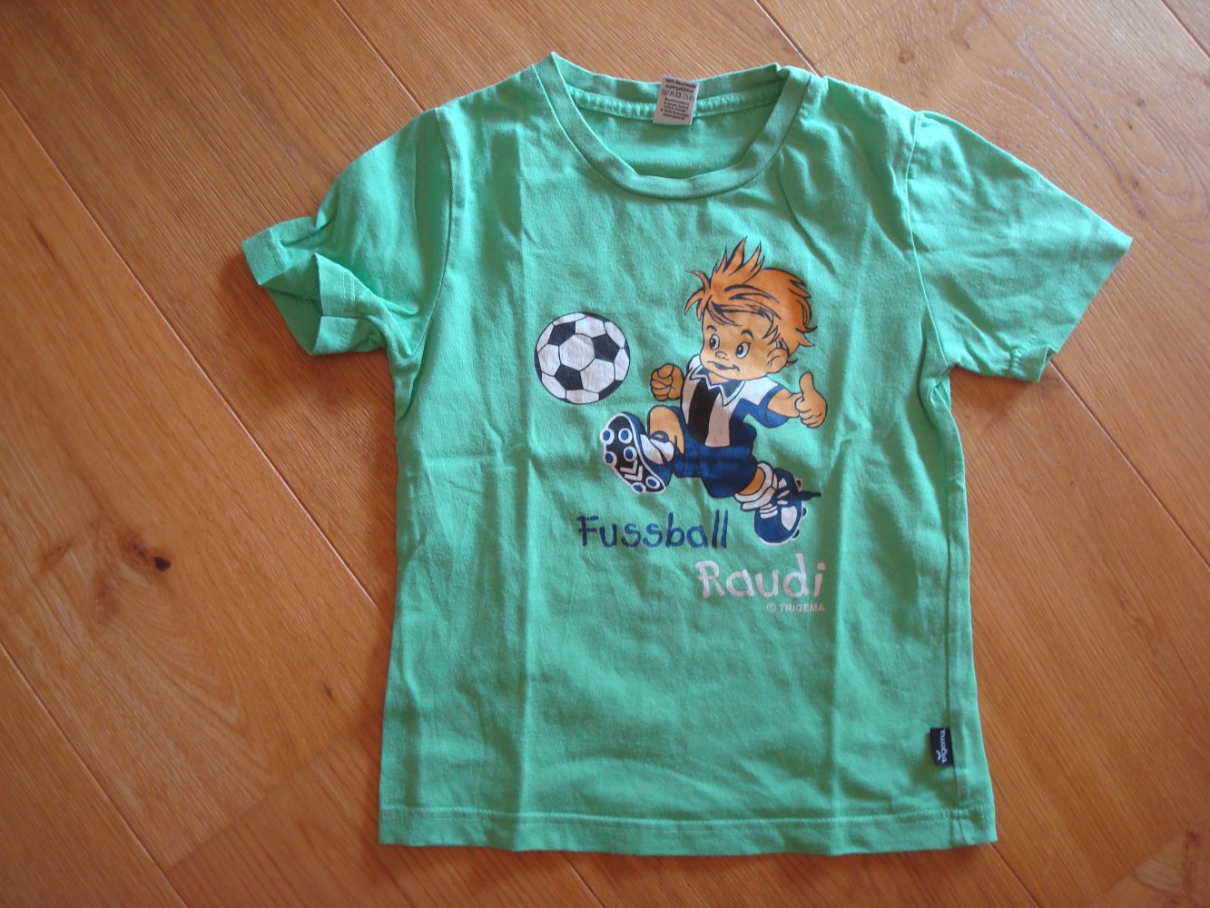 Shirt, T-Shirt mit Fussball-Aufdruck
